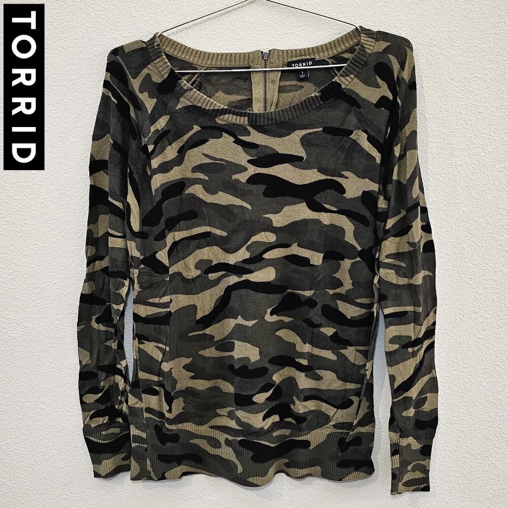 TORRID 1 Camo Army Camouflage Zip Back Knit Sweater Plus Size 14 16 1X
